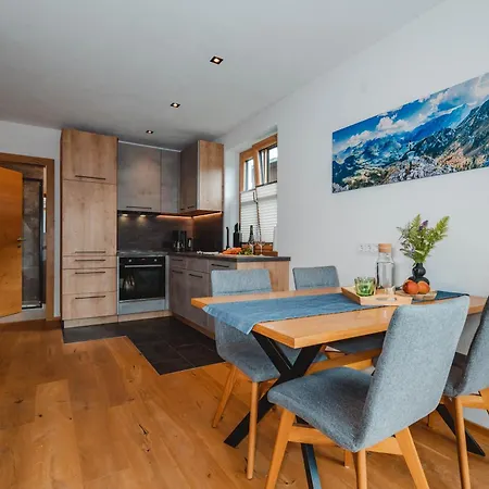 Ida Inkl Sommercard * Lofer